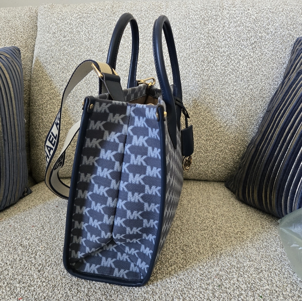 Michael Kors Navy MK Monogram Tote with Crossbody Strap - Picture 6 of 12